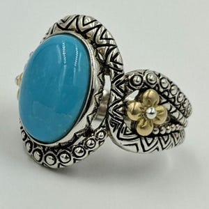 Anel de designer Barbara Bixby em ouro amarelo 18K, prata esterlina, turquesa e pedra preciosa, flor em dois tons