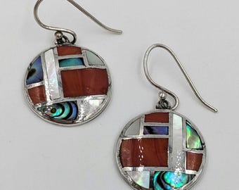 Orecchini pendenti in argento sterling con pietre preziose intarsiate, corallo, abalone e madreperla, nativi americani