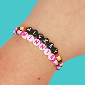 Pulseiras de contas para casal de ratos, conjunto de presente icônico para dois, joias elásticas, pulseiras combinando para o dia no parque, acessórios de parque temático para melhores amigas