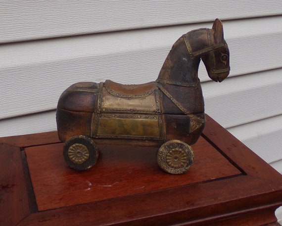Painted Horse Wheel Toy From Rajasthan Ca - 1920's Painted Horse Wheel Toy From Rajasthan Ca - 1920's