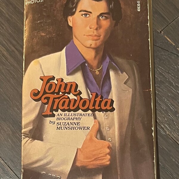 John Travolta: An Illustrated Biography by Suzanne Munshower - Vintage Paperback 1978
