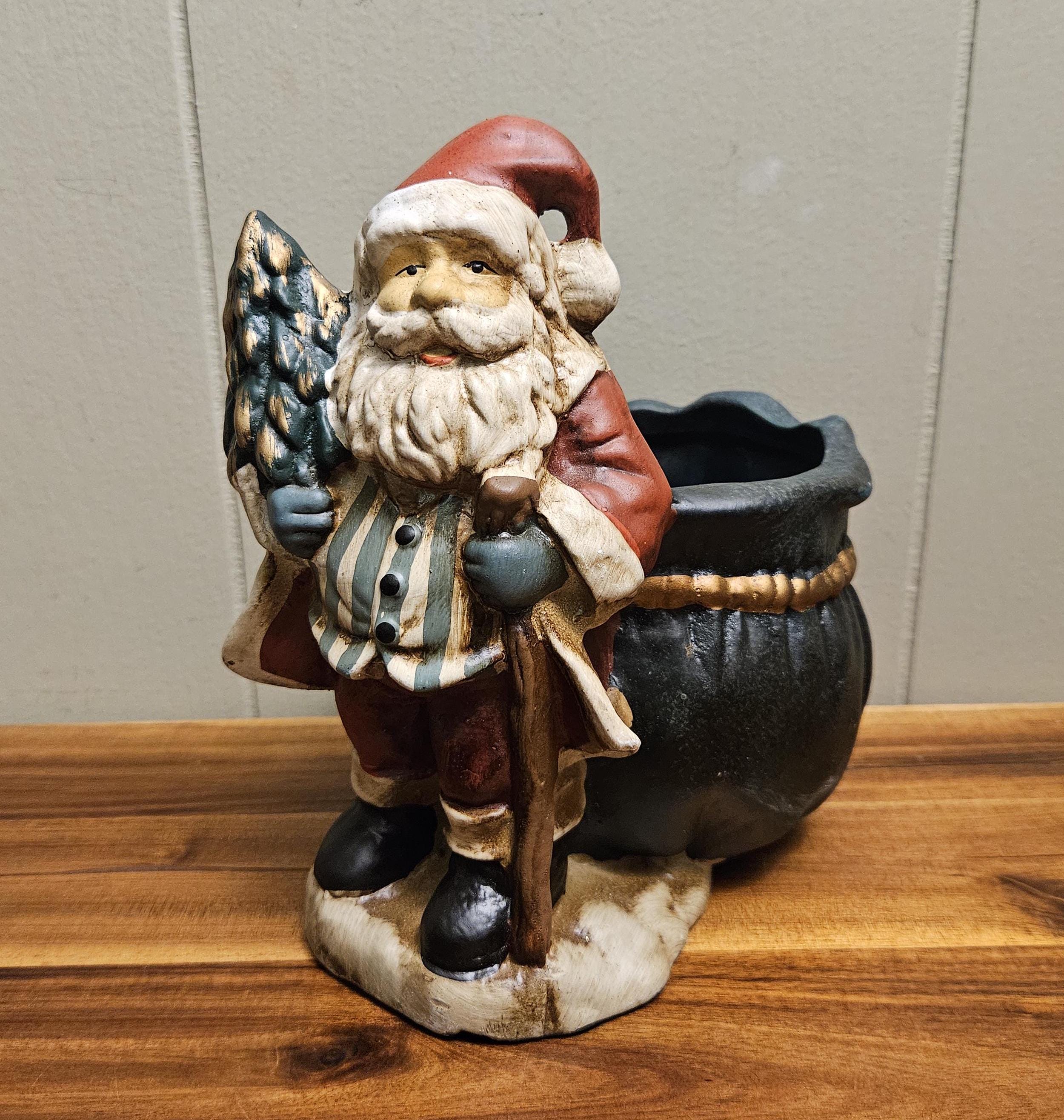 Biscuit En Céramique à Peindre - Père Noël Avec Sapin, Lanterne Et Sac - Fait Main