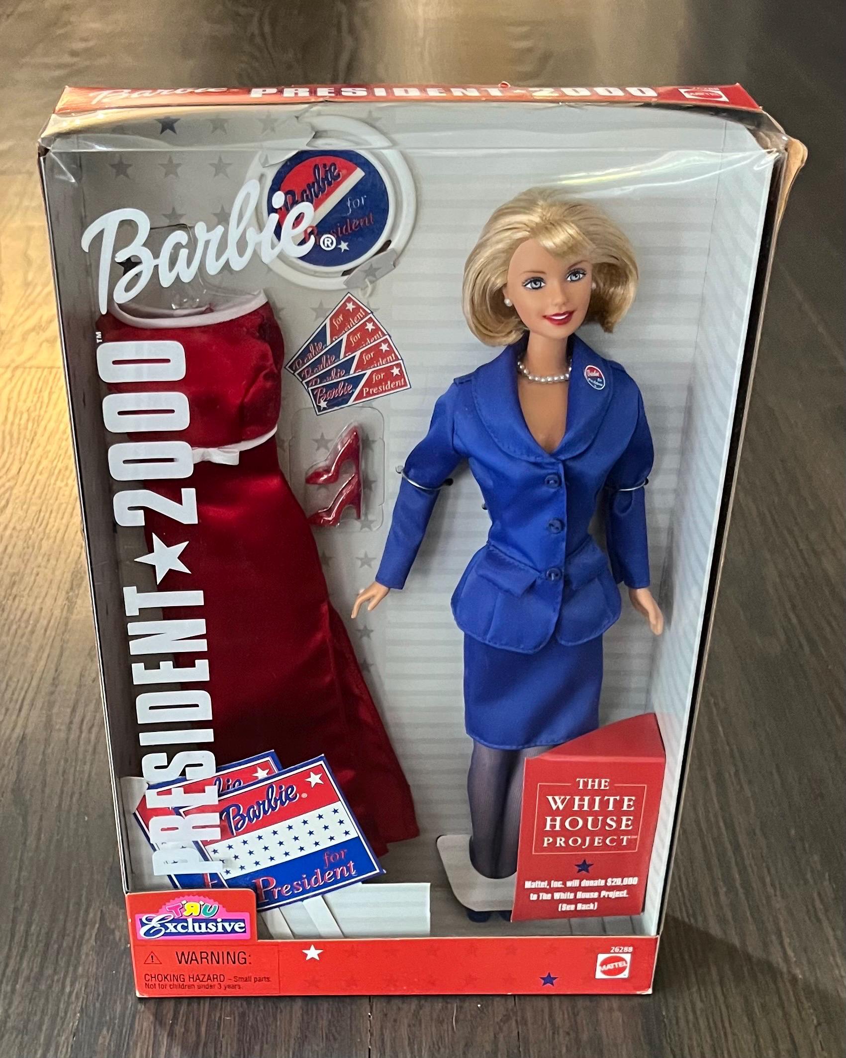 Barbie store toyrs r us president vintage doll