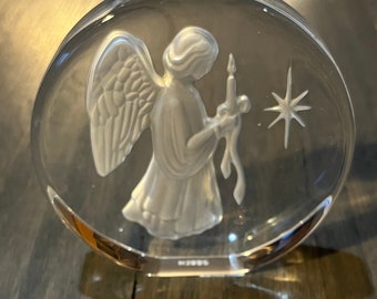 Danbury Mint Christmas Vintage Sculpture in Crystal "The Littlest Angel"