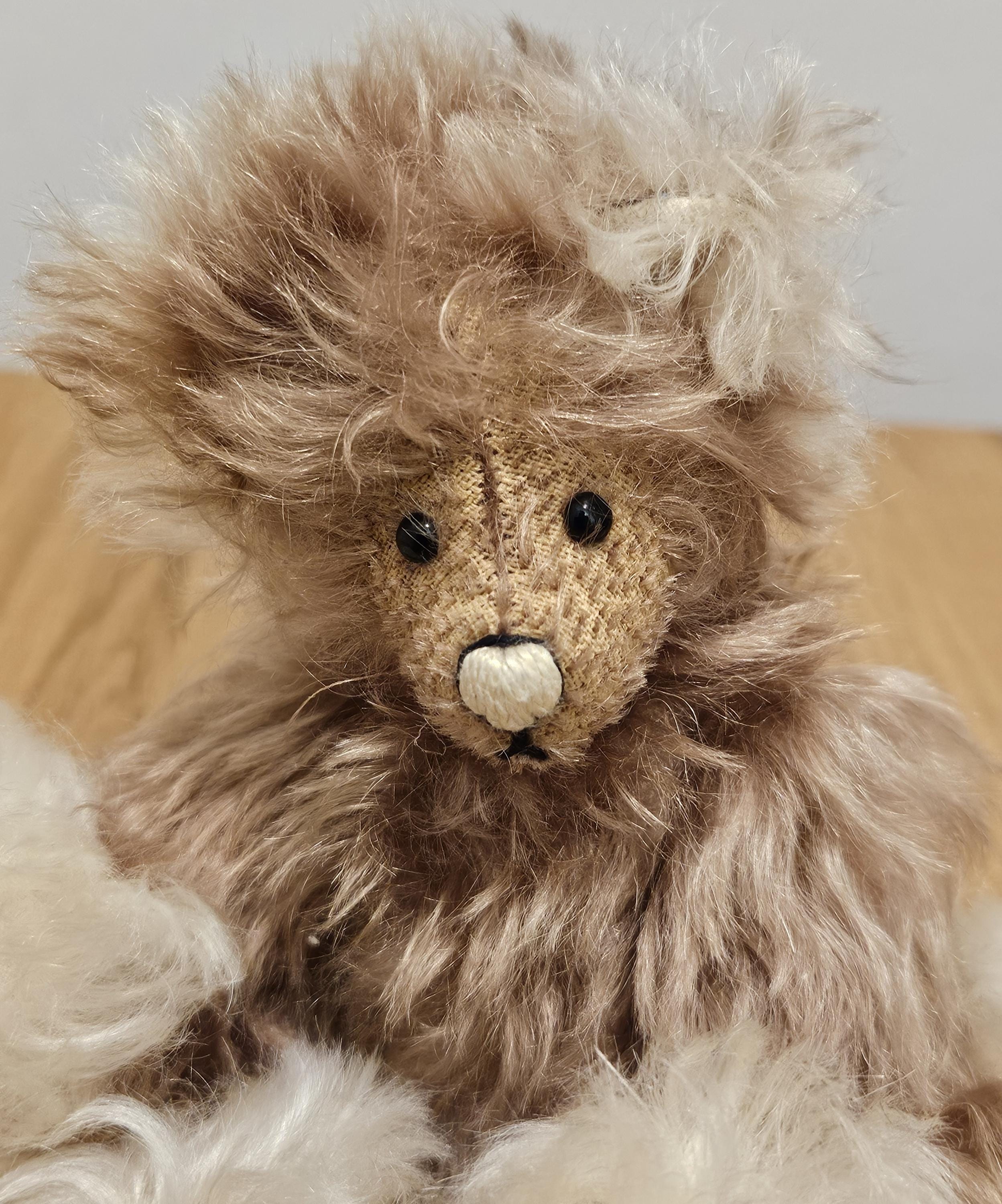 Mini Artist Teddy Bear - Authentic Vintage Fully Jointed Hand Made