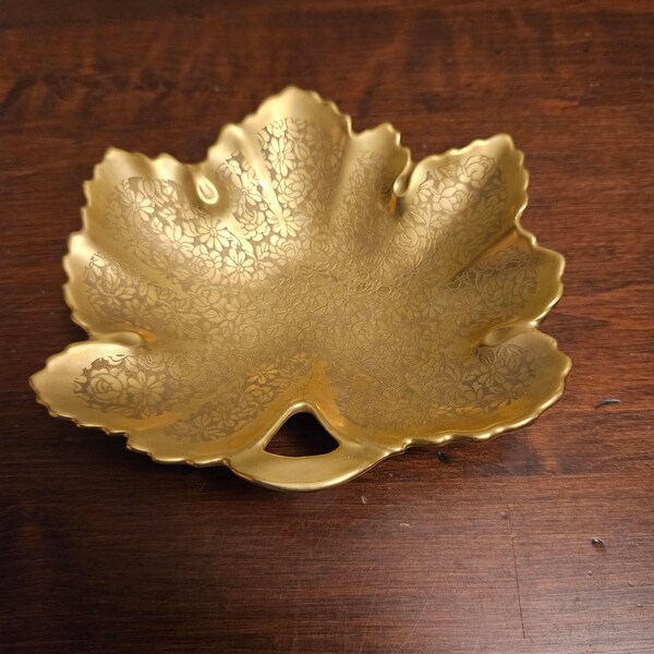 Pickard China Maple Leaf Shaped Trinket / Serving Dish - MCM 1940'S - 24K Gold Rose and Daisy Pattern 195 - Hostess Gift - Candy, Nut, Bowl