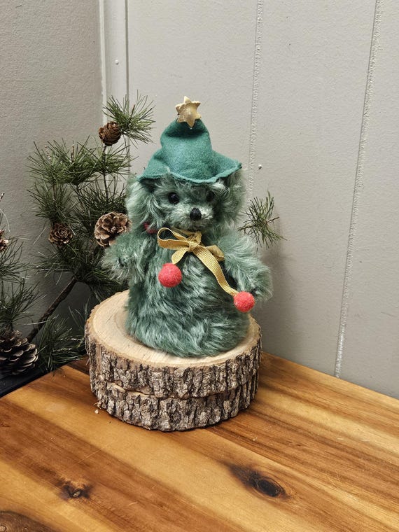 WOW Rare Find! Authentic Vintage 2000 Merrythought Green Mohair