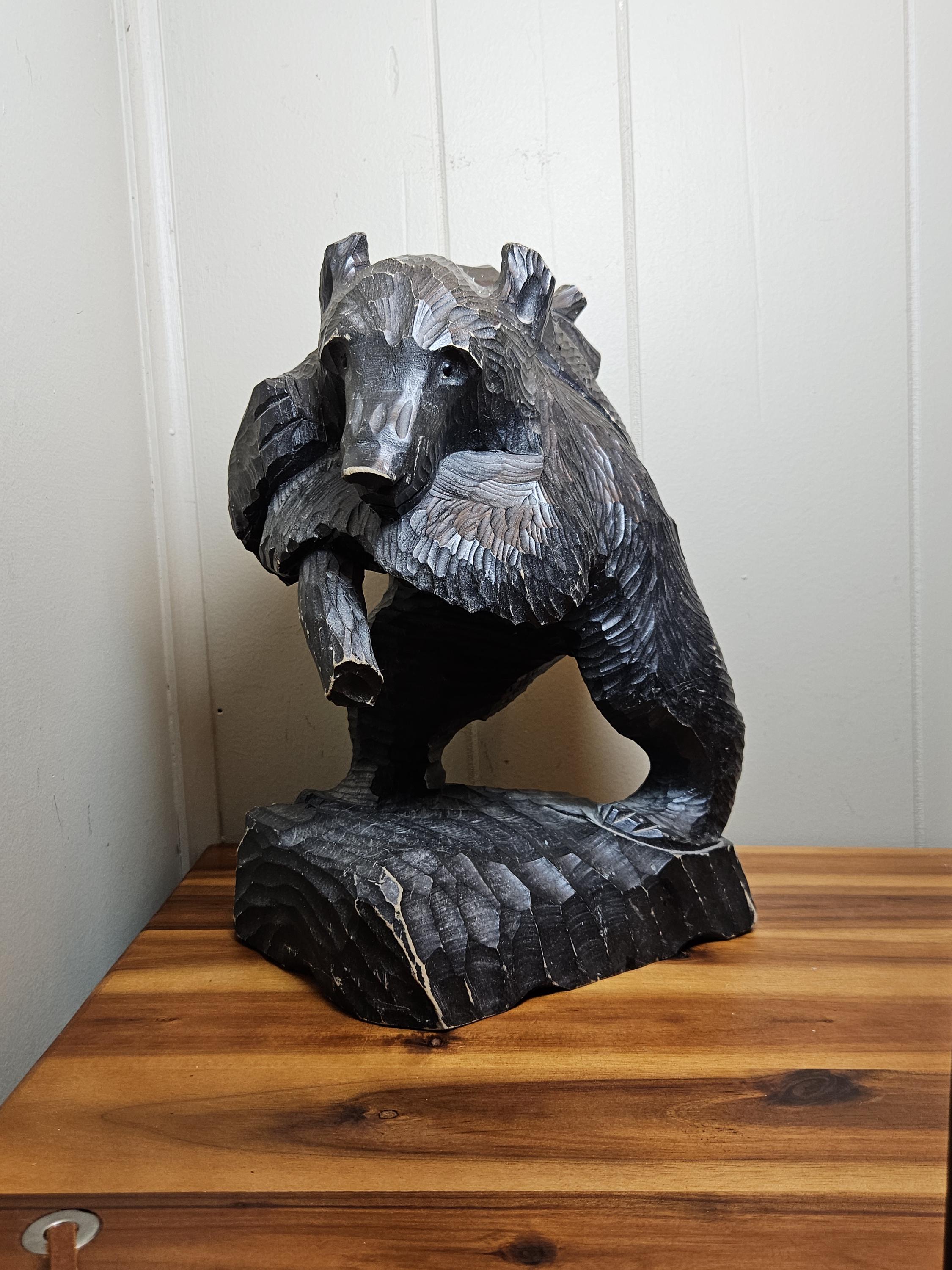 Carved wood bear with fish - Etsy 日本