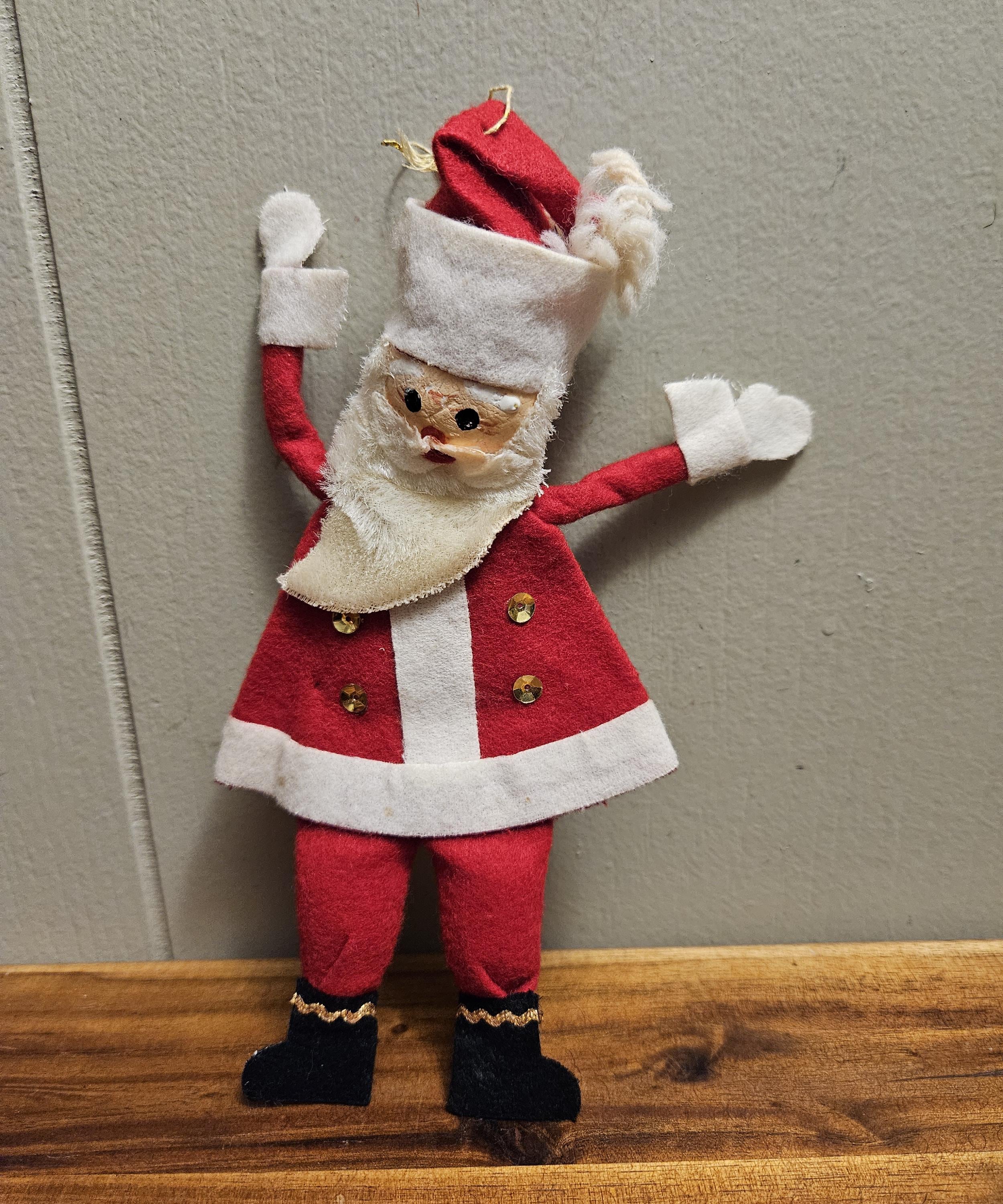 Vintage Old-world 1960's Felt Flat Santa Figurine With Hand