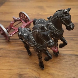 Stanley Toys Metall Zirkuspferde & Wagen