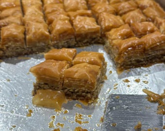 Baklava, walnut filling, 7adaf