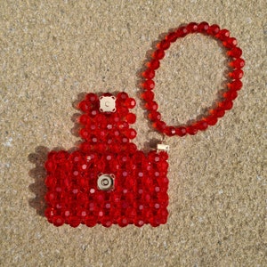 Tarjetero rojo con cuentas, Cartera roja con cuentas, Cartera pequeña para mujer, Monedero con cuentas rojas, Regalo para ella, Regalo de cumpleaños