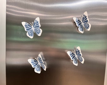 Blue & White Monarch Butterfly Magnet — 3D‑Printed Decorative Magnet for Fridge or Metal Boards