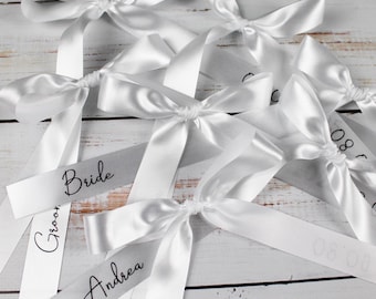 Custom Wedding Wine Glass Tags with Satin Ribbon Bows, 15mm Personalized Name Place Cards for Champagne Glasses, Unique Event Decorations