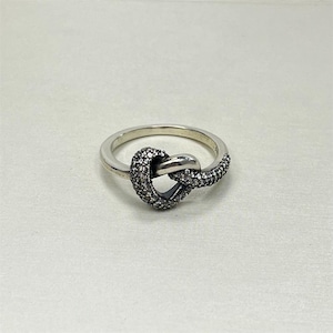 Bague coeur noué en argent Pandora s925