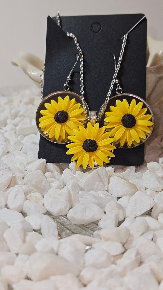 Sunflower jewelry  set, Accessories,  Gifts For Her,  Gifts,  Birthday Gifts,  Gifts For Friend, Gifts For Girlfriend