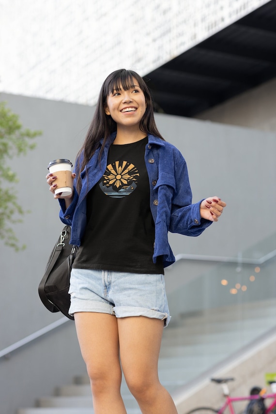 Vintage Filipino Sun T-Shirt, Philippines Heritage Fashion, Pinoy Pride