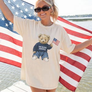 God Bless America Shirt, Patriotic Teddy Bear Tee, 4th of July Faith Shirt, American Flag Tee, July 4th Gift Her bild 3