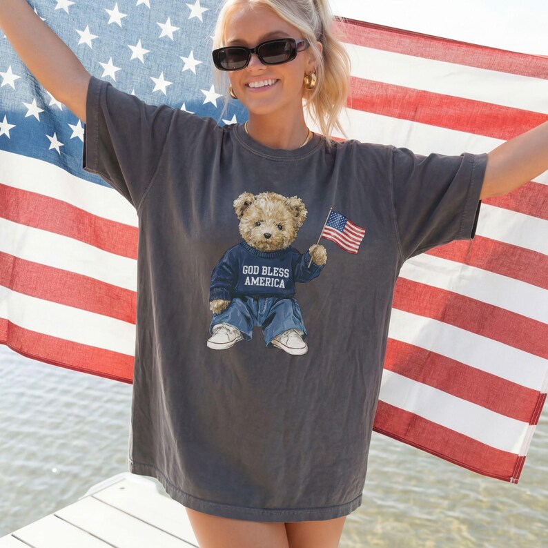 God Bless America Shirt, Patriotic Teddy Bear Tee, 4th of July Faith Shirt, American Flag Tee, July 4th Gift Her bild 4