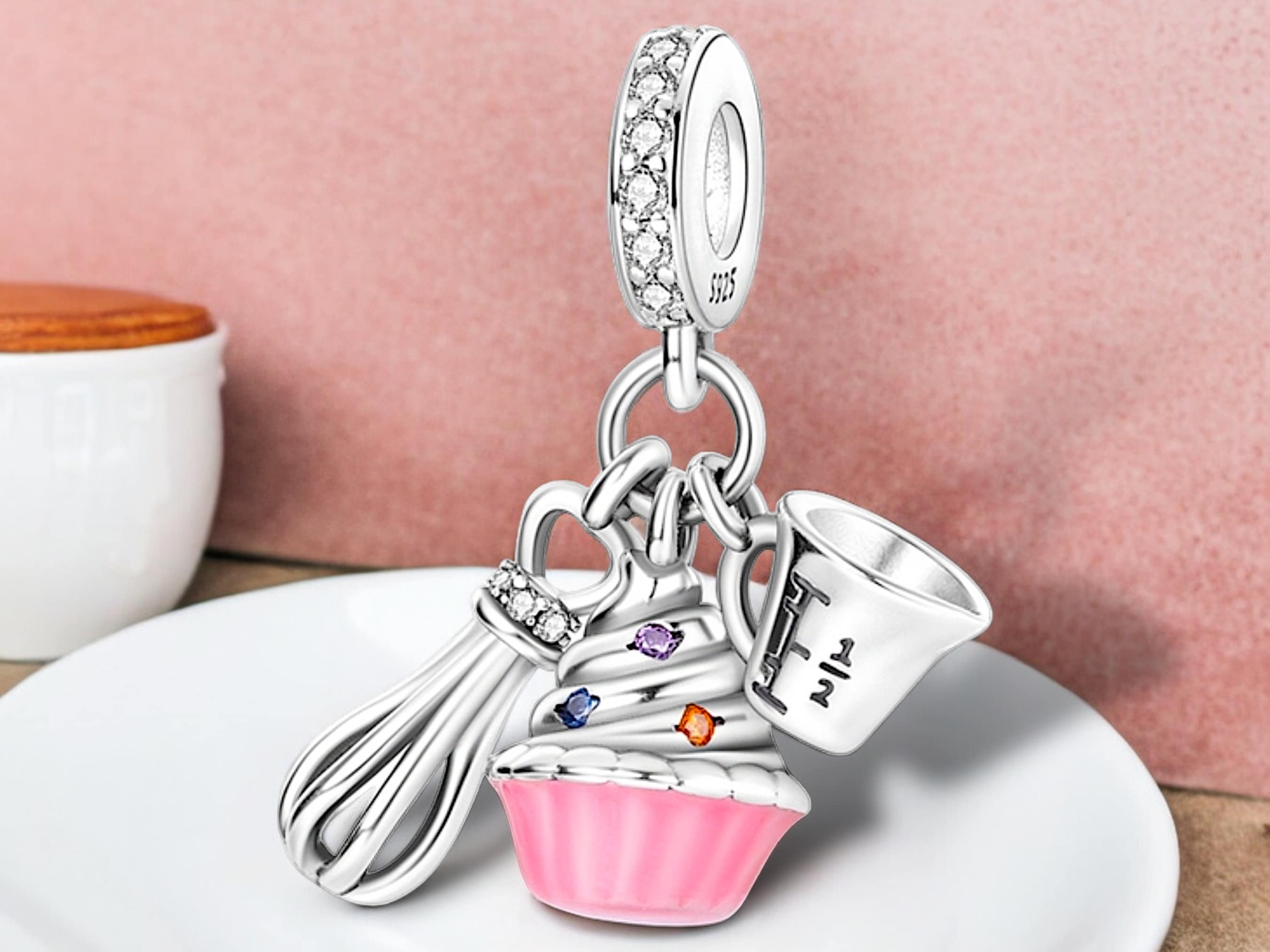 Bracelet Charms Pandora Pink Cupcake Charm Buy Pandora Cupcake Online In  India India