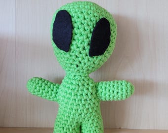 Crochet little alien, they've come to see us