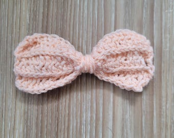 Tiny little bows, hair clips for girls and women, cute and pretty