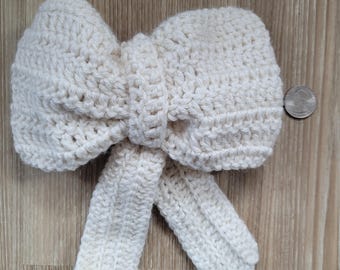 Big beautiful bows with tails, hair clips for girls and women, cute and pretty