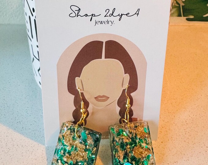 Emerald Luxe Square ll Earrings