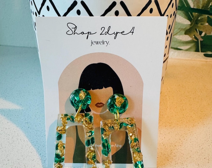 Emerald Luxe Queen Earrings