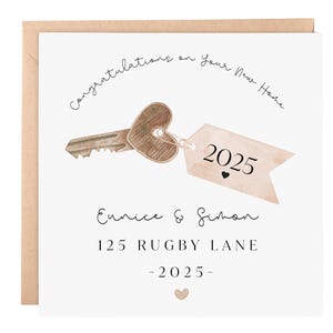 Gepersonaliseerde New Home Card – 6 x 6 housewarmingkaart met sleutel- en hartontwerp – aangepast adres en namen – First Home Card-cadeau aangepast