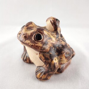 イスラム陶器 Stone frog Western Asia Prehistoric period