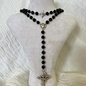 Schwarzer Onyx Rosenkranz Halskette: Gothic Kreuz Anhänger, Lang oder Choker