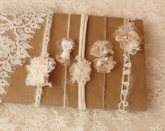 Diadema de mohair para recién nacida, con lazo, flores en tonos pastel, ideal para fotos de niñas.