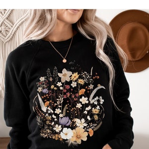 Organic Cotton Sweatshirt: Boho Pressed Flowers, Eco-Friendly Unisex Top