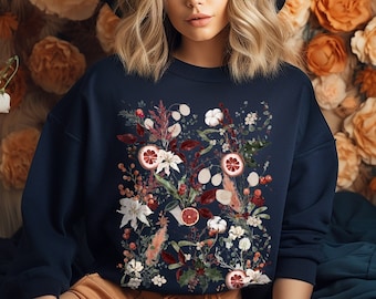 Floral Sweater Cottagecore Pressed Flower Shirt Botanical T shirt Pull Sweater Nature Lover Gift Garden Pull