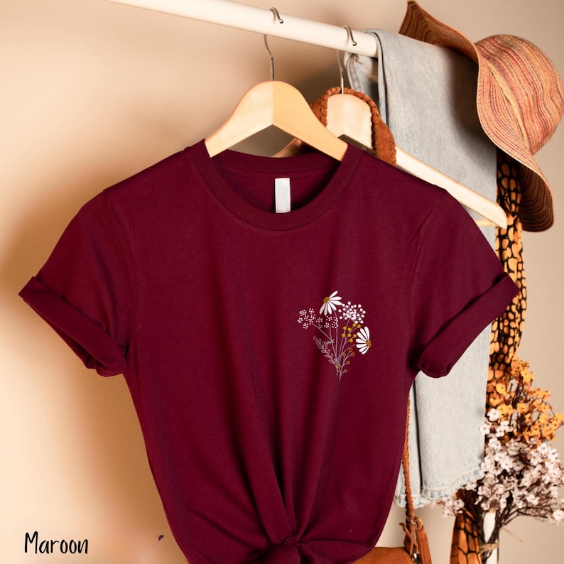 Embroidered Eco-friendly T-shirt Minimal Embroidery Wildflower Shirt Daisy Flower T shirt Botanical Tee Cottagecore Maroon