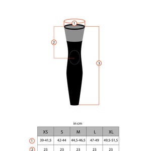 K&ouml;nnte beinhalten: Eine Gr&ouml;&szlig;entabelle f&uuml;r Kniestr&uuml;mpfe in Schwarz. Die Tabelle zeigt die Ma&szlig;e in Zentimetern f&uuml;r die Gr&ouml;&szlig;en XS, S, M, L und XL. Die Ma&szlig;e beziehen sich auf die L&auml;nge, Breite und H&ouml;he der Kniestr&uuml;mpfe.