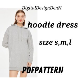Puede incluir: Un vestido sudadera gris con capucha con cordón. El vestido tiene adornos de perlas en las mangas. El texto "hoodie dress size s,m,l PDFPATTERN" está impreso en la imagen.