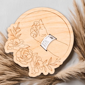 Nouveau-né naissance bébé hôpital bracelet porte-bracelet découpé au laser cadeau de bébé personnalisé pour la fête des mères bracelet de maternité gravé souvenir