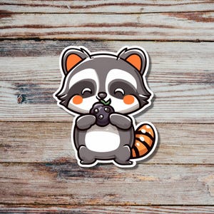 Waschbär isst Brombeere Vinyl Sticker