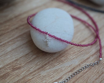 Red crystals choker