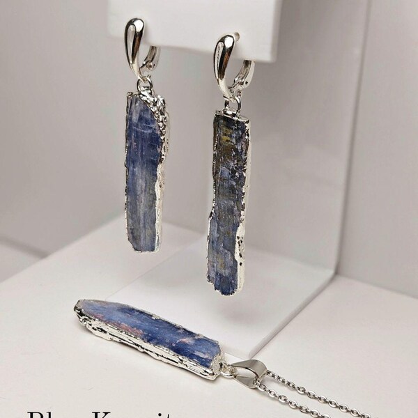 Blue Kyanite set