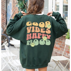 Sudadera con diseño preppy, buenas vibraciones, estado de ánimo feliz, suéter de gran tamaño, regalo, cara sonriente, letras preppy, suéter de diseño retro, cita sobre salud mental