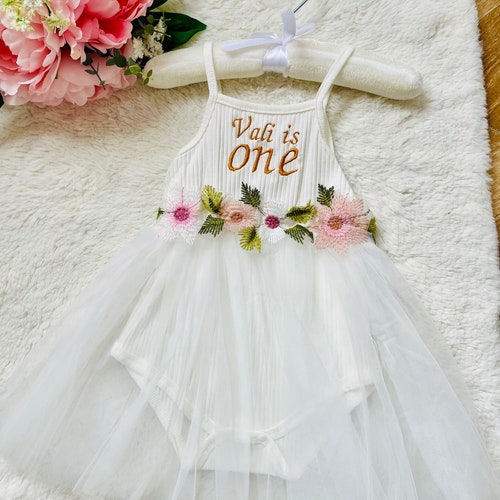 Personalized First Birthday Dress  Embroidered Floral Cake Smash Outfit -  Etsy
