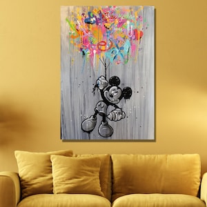 Banksy mit Luftballons Micky Maus Poster, Banksy Graffiti Leinwand, Wandkunst Design, Banksy Micky Maus Leinwand Graffiti Hands Arts, fertig zum Aufhängen Bild 1