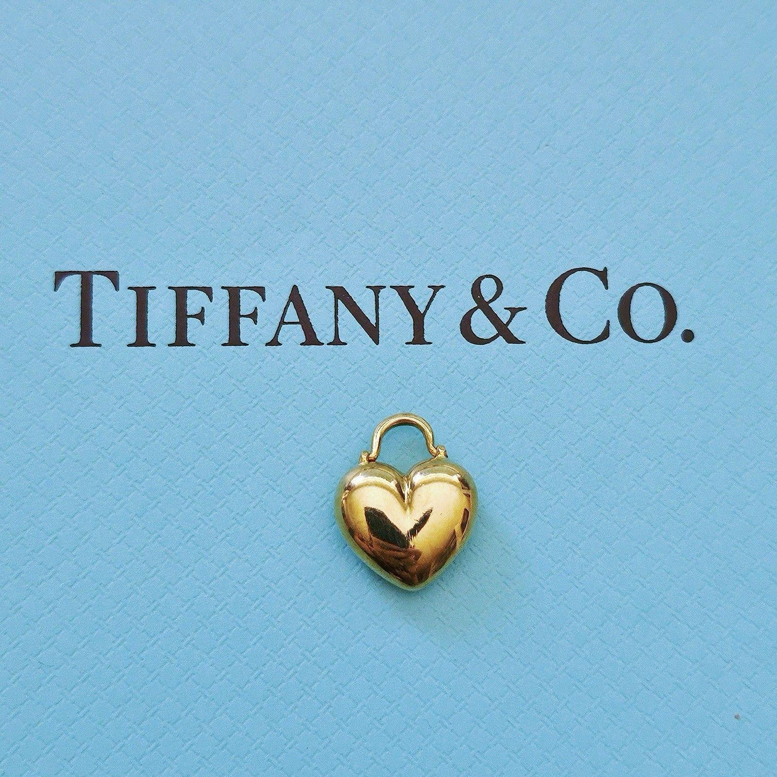 Colgante vintage raro de Tiffany & Co. con candado de corazón hinchado en oro amarillo de 18 quilates