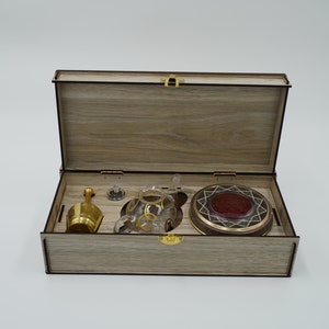 Premium Quality Saffron Threads, Handcrafted Wooden Gift Box, Premium ...