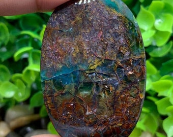 Rare Opalized copper || pendant gemstone jewelry size (49,3x32,9x7,2mm)