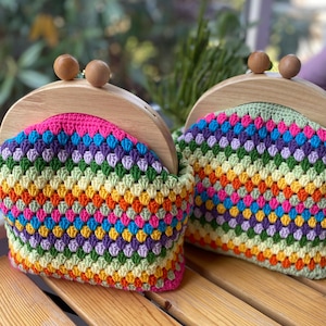 Granny Crochet Clasp Purse, Wooden Kiss Lock Clutch, Summer Colors With Lined And Adjustable Strap, Mothers Day Gift