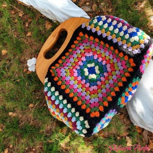Crochet Granny Square  Clasp Purse, Wooden Kiss Lock Clutch, Wooden Handle Black Bag Lined With Adjustable Strap